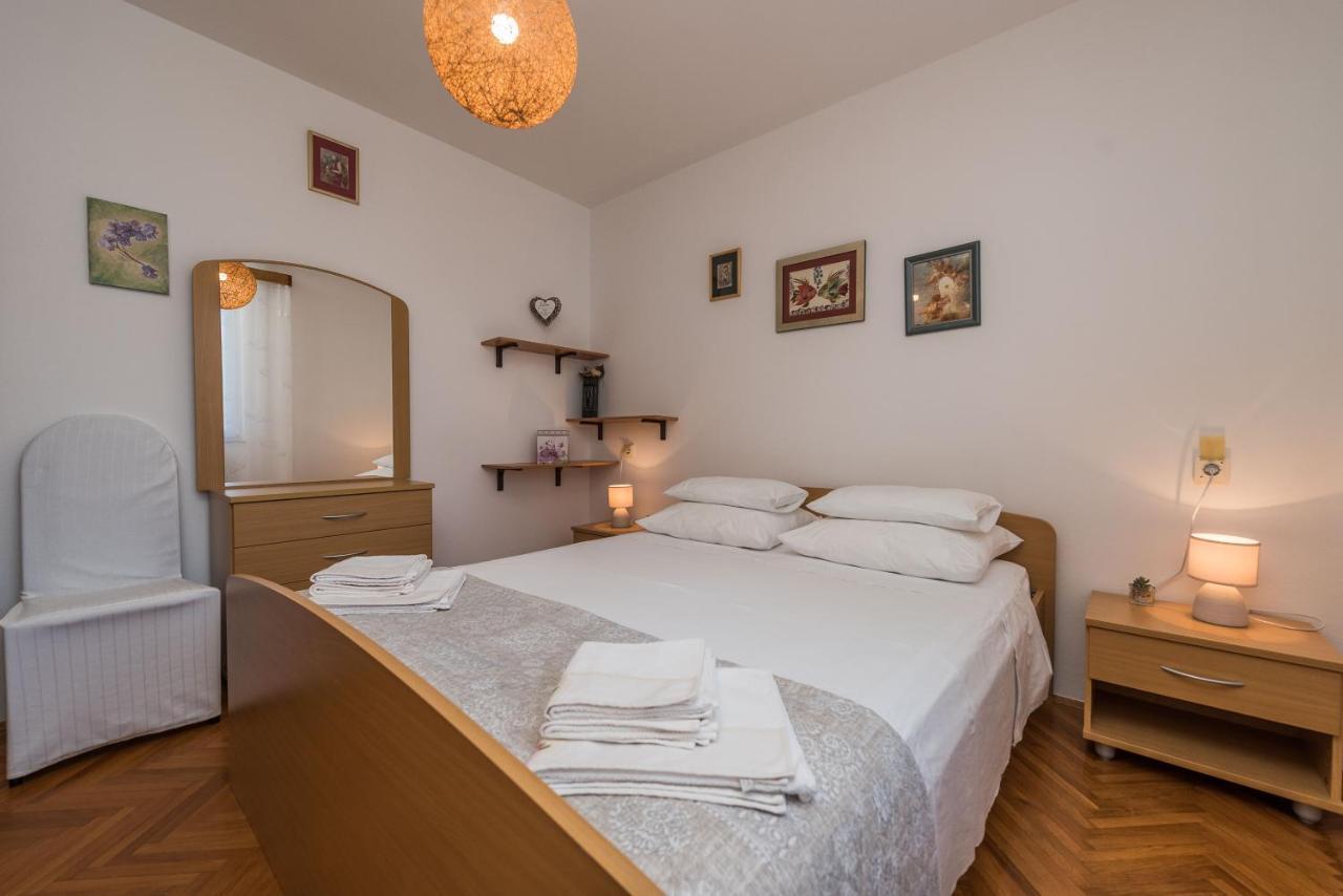 Stedi Apartment Lukoran Buitenkant foto