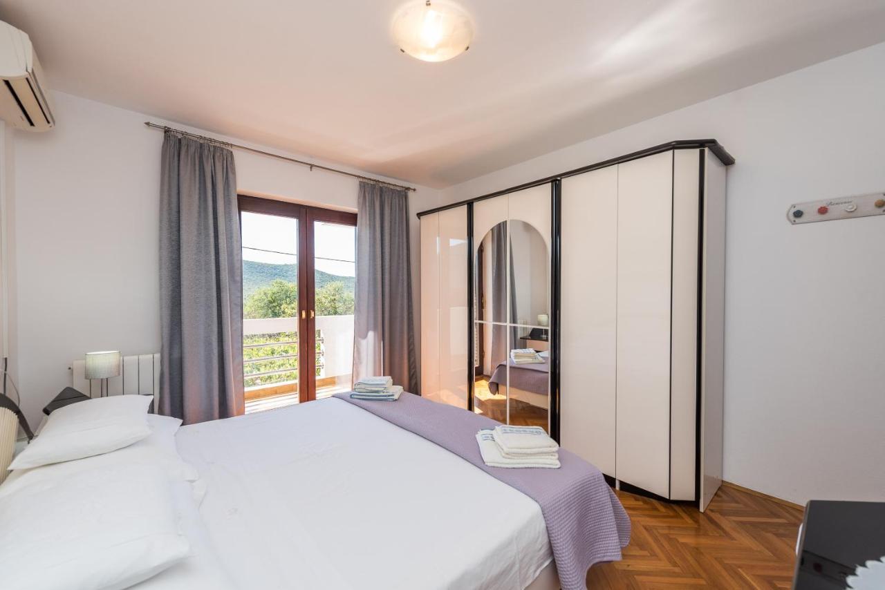 Stedi Apartment Lukoran Buitenkant foto