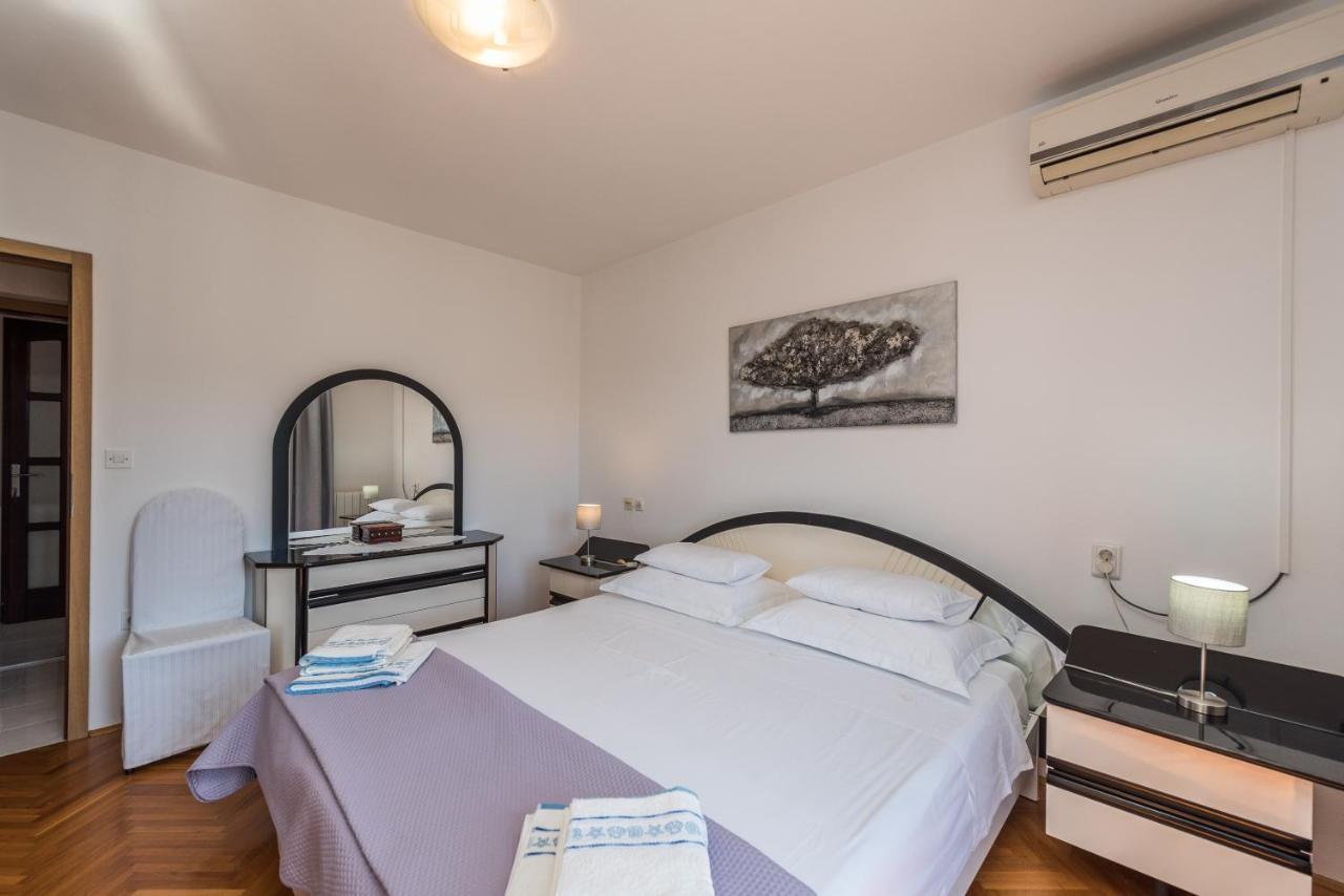 Stedi Apartment Lukoran Buitenkant foto